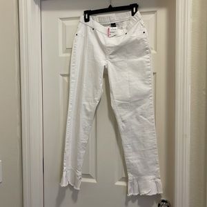 NWT White  Hue Tulip Flare Hem Denim Skimmer